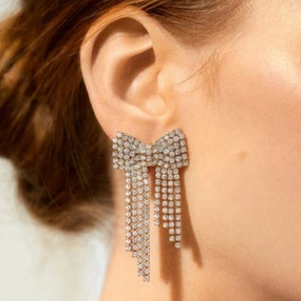 NEW! BAUBLEBAR Selena Rhinestone Bow Post Earrings Jewelry.